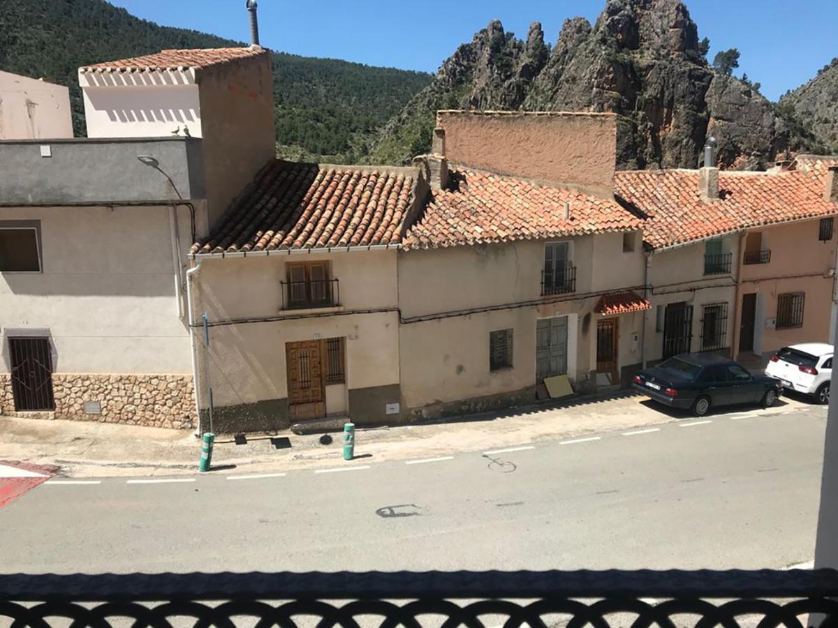 Alojamientos Rurales Entre Rocas อัยนา ภายนอก รูปภาพ